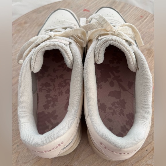 REEBOK Court Advance Ivory & Pink Womens Sneaker Size 7.5 - Picture 5 of 8